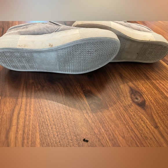 Steve Madden Women’s Gray Slip Ons - Picture 3 of 4